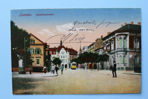 Ansichtskarte AK Landau Pfalz 1918 Ostbahnstrasse Straßenbahn Litfaßsäule Häuser Architektur Ortsansicht Rheinland Pfalz